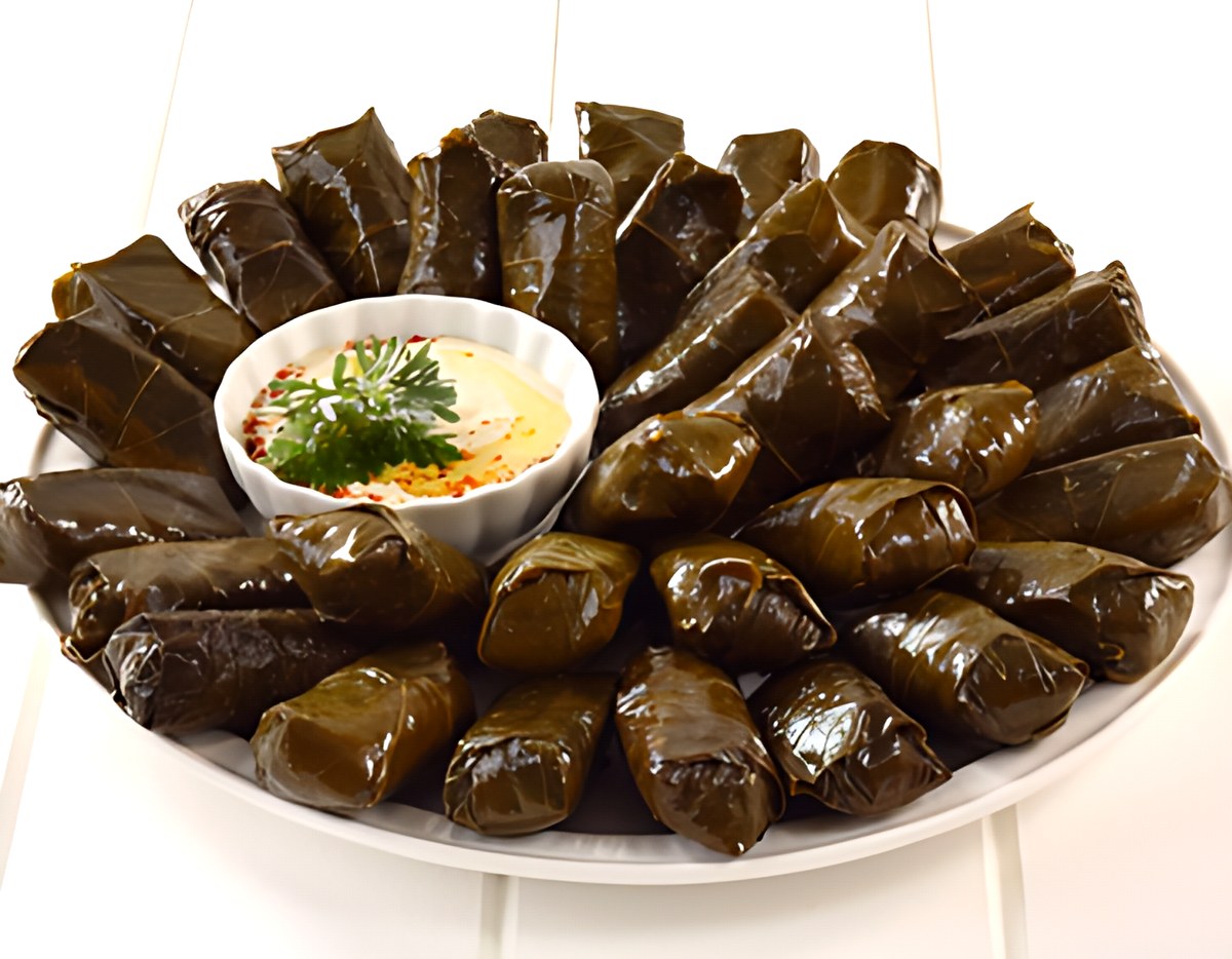 מגש עלי גפן